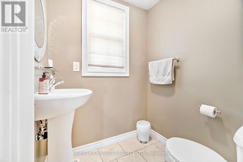 21 Davinci Boulevard, Hamilton, ON - Indoor Photo Showing Bathroom