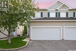 140 825 Heritage GREEN  Saskatoon, SK S7H 5S7