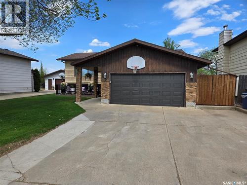 3464 Eagle Crescent, Prince Albert, SK - Outdoor