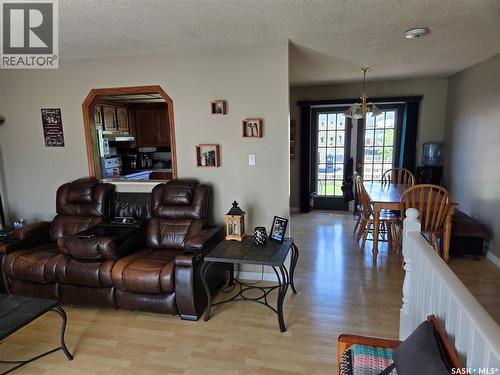 3464 Eagle Crescent, Prince Albert, SK - Indoor Photo Showing Living Room