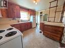 678 1St Avenue Ne, Swift Current, SK  - Indoor Photo Showing Kitchen 