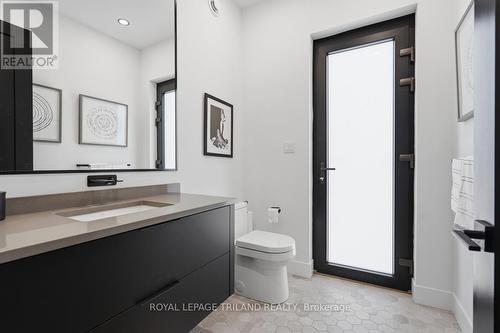 6 - 1452 Byron Baseline Road, London South (South K), ON - Indoor Photo Showing Bathroom