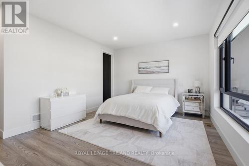 6 - 1452 Byron Baseline Road, London South (South K), ON - Indoor Photo Showing Bedroom