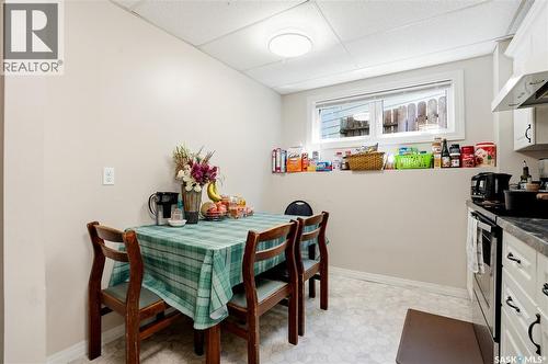 118 Laurentian Drive, Saskatoon, SK - Indoor Photo Showing Dining Room