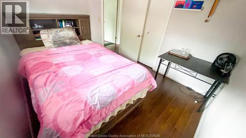 2709 Clemenceau, Windsor, ON - Indoor Photo Showing Bedroom