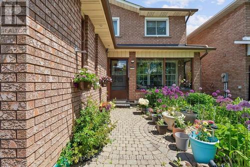 4356 Wakefield Crescent, Mississauga, ON - Outdoor