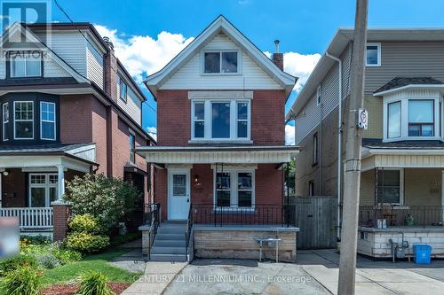 242 BALMORAL AVENUE N  Hamilton, ON L8L 7S2