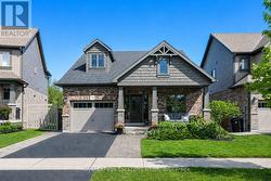 70 PLEWES DRIVE Collingwood, ON L9Y 3B7