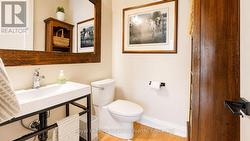 Main Floor Bathroom - 