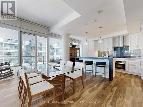 401 - 29 Queens Quay E, Toronto, ON - Indoor