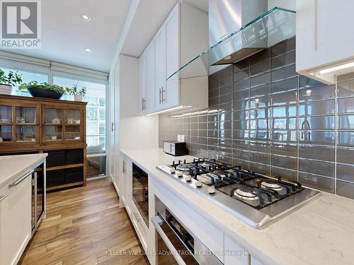 401 - 29 Queens Quay E, Toronto, ON - Indoor Photo Showing Kitchen With Upgraded Kitchen