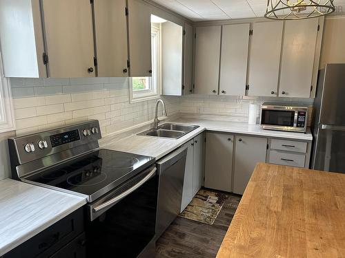23 Snowden Avenue, Amherst, NS 