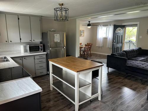 23 Snowden Avenue, Amherst, NS 