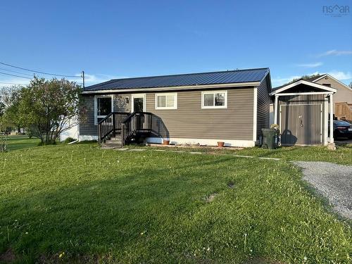 23 Snowden Avenue, Amherst, NS 