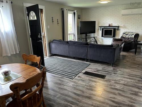 23 Snowden Avenue, Amherst, NS 