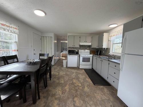198 Highway 224, Sheet Harbour, NS 