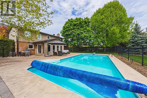 5 Valleygreen Crescent S, Caledon, ON - Outdoor With In Ground Pool With Backyard