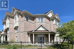3644C ST CLAIR AVENUE E Toronto, ON M1N 0A5