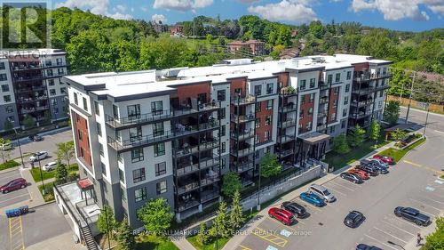 407 - 306 ESSA ROAD  Barrie, ON L9J 0H5