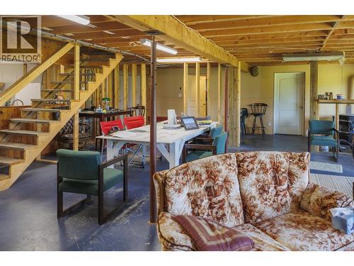 8985 Crescent Spur Road, Mcbride, BC - Indoor