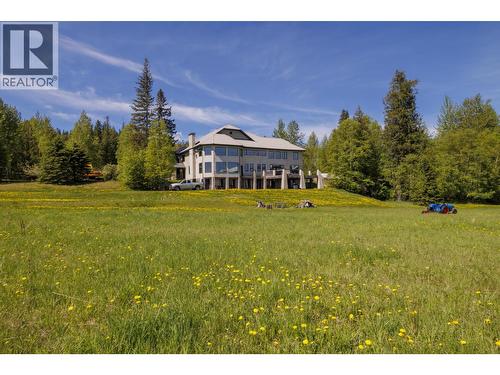 8985 Crescent Spur Road, Mcbride, BC - Outdoor With Deck Patio Veranda