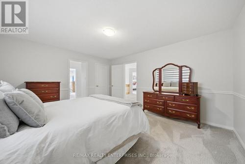5811 Cornell Crescent, Mississauga, ON - Indoor Photo Showing Bedroom