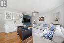 5811 Cornell Crescent, Mississauga, ON  - Indoor Photo Showing Living Room 