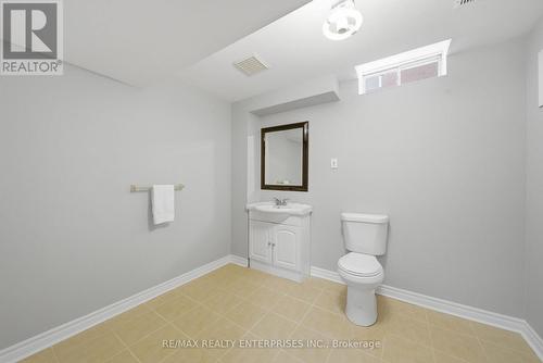 5811 Cornell Crescent, Mississauga, ON - Indoor Photo Showing Bathroom