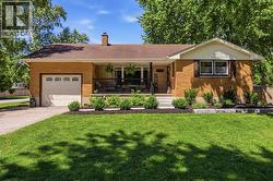 772 BROADWAY STREET Plympton-Wyoming, ON N0N 1T0