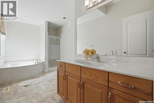 3714 Sandringham Road E, Regina, SK - Indoor Photo Showing Bathroom