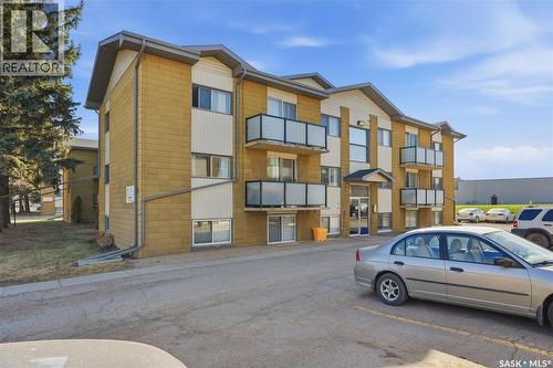 93 3 Columbia Drive, Saskatoon, SK - Outdoor