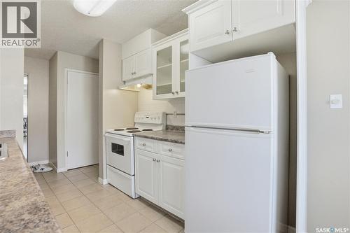 93 3 Columbia Drive, Saskatoon, SK - Indoor Photo Showing Kitchen