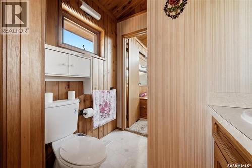 45 Miller Crescent E, Lumsden, SK - Indoor Photo Showing Bathroom