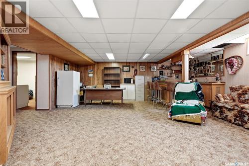 45 Miller Crescent E, Lumsden, SK - Indoor