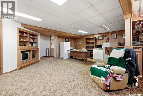 45 Miller Crescent E, Lumsden, SK - Indoor