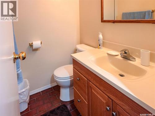95 Pappas Crescent, Regina, SK - Indoor Photo Showing Bathroom