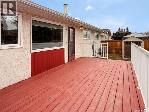 95 Pappas Crescent, Regina, SK - Outdoor With Deck Patio Veranda With Exterior