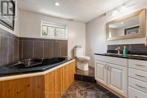 16 Fire Route 122, Trent Lakes, ON - Indoor