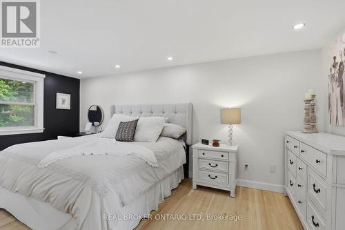 196 Wychwood Park, London North (North J), ON 