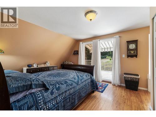 5641 50 Street Nw, Salmon Arm, BC - Indoor Photo Showing Bedroom