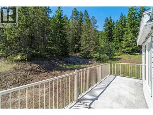 5641 50 Street Nw, Salmon Arm, BC - Outdoor