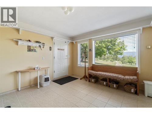 5641 50 Street Nw, Salmon Arm, BC - Indoor Photo Showing Other Room