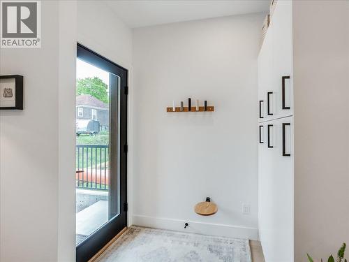 514 Robson Street Unit# B, Nelson, BC - Indoor Photo Showing Other Room