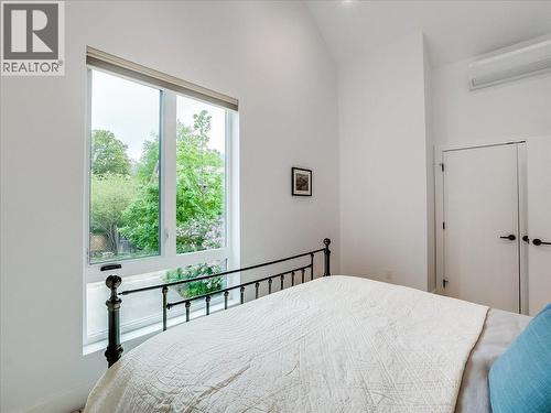 514 Robson Street Unit# B, Nelson, BC - Indoor Photo Showing Bedroom