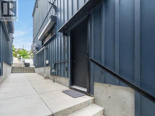 514 Robson Street Unit# B, Nelson, BC - Outdoor With Exterior