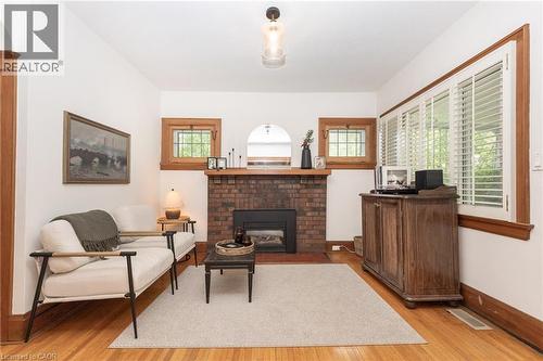 7 Pinehill Road, St. Catharines, ON - Indoor Photo Showing Living Room With Fireplace