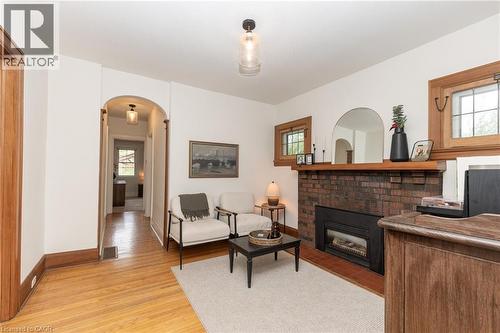 7 Pinehill Road, St. Catharines, ON - Indoor Photo Showing Living Room With Fireplace