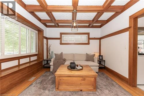 7 Pinehill Road, St. Catharines, ON - Indoor