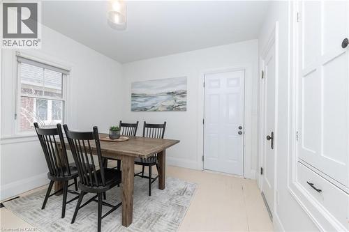7 Pinehill Road, St. Catharines, ON - Indoor Photo Showing Dining Room