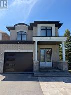 UPPER - 25 DISNEY COURT Whitby, ON L1R 2X7
